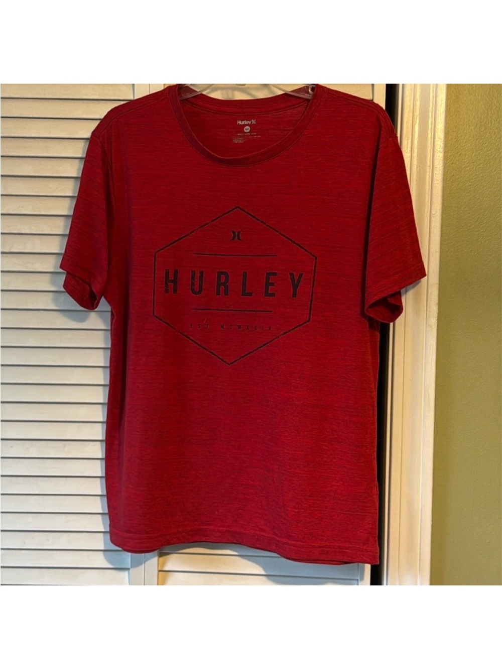 Lot of 6 Men’s Medium Hurley T-Shirts - Picture 7 of 7